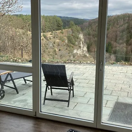 Grosses Panorama Haus Fuer Freunde